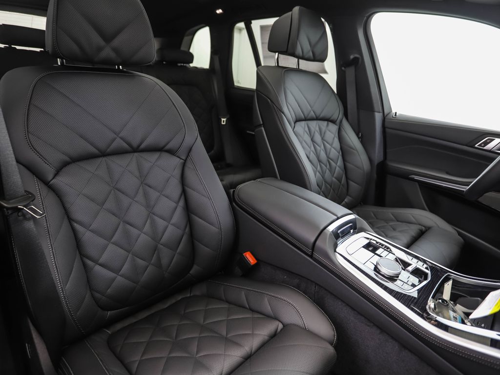Thumbnail: 2026 BMW X5 - 31