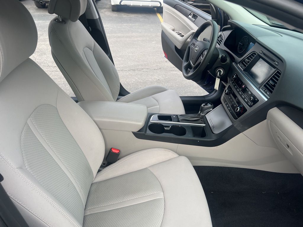 2017 Hyundai Sonata Sport photo
