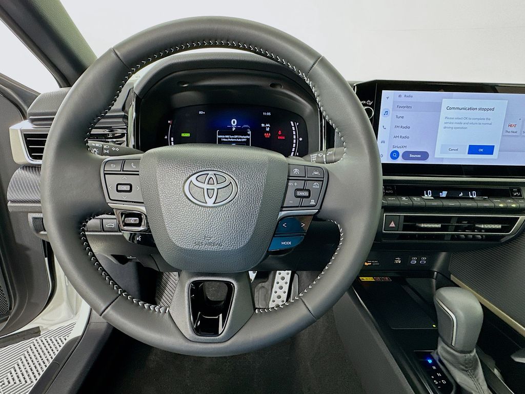 Thumbnail: 2025 Toyota Camry - 11
