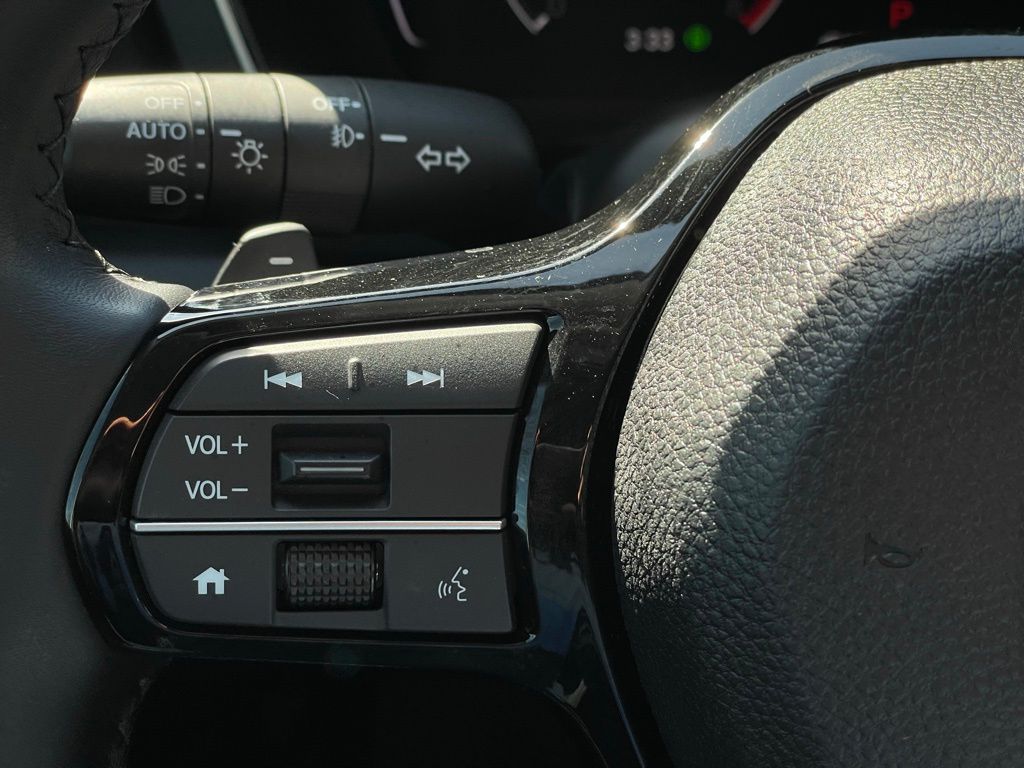 Thumbnail: 2025 Honda Pilot - 15