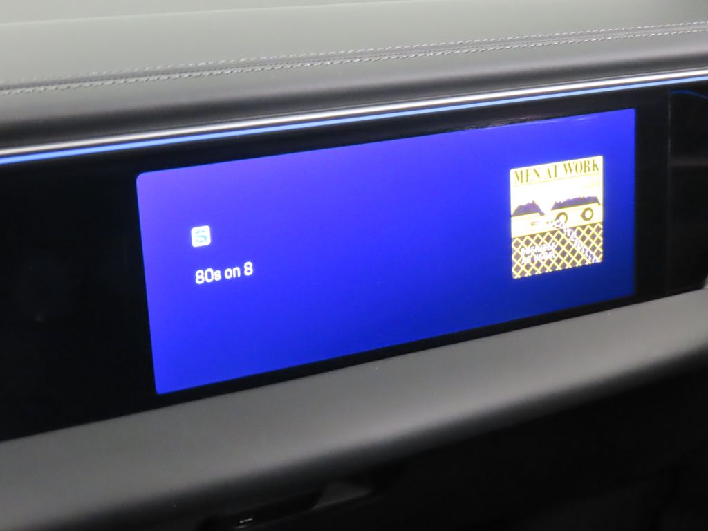 Thumbnail: 2025 Porsche Macan - 29