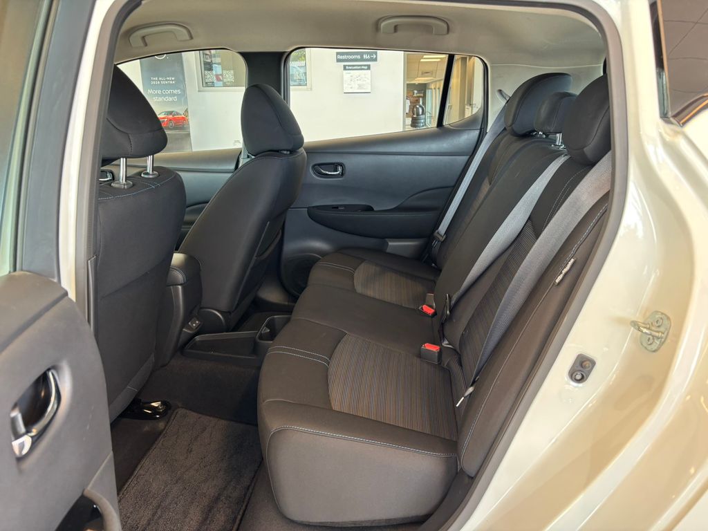 2024 Nissan Leaf SV Plus