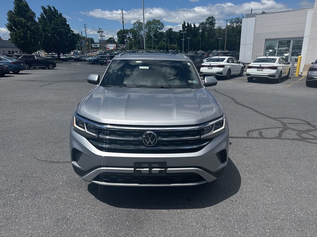 2023 Volkswagen Atlas Cross Sport 2.0T SE w/Technology Silver at Subaru and VW of Moon Township