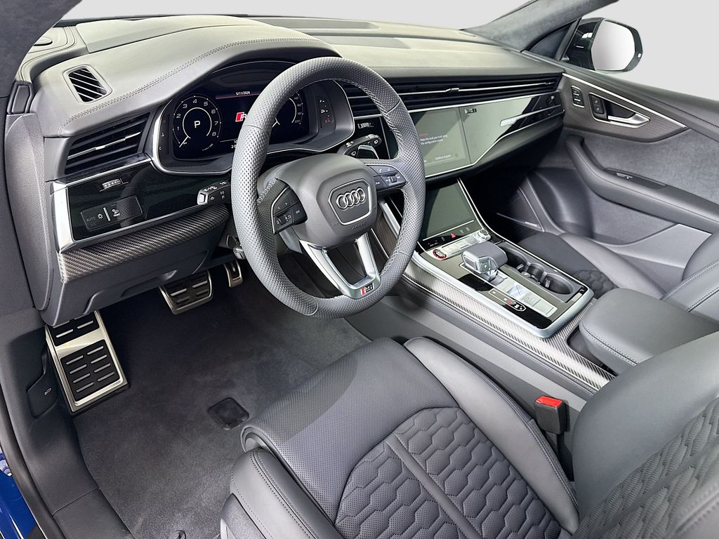 Thumbnail: 2026 Audi RS Q8 - 10