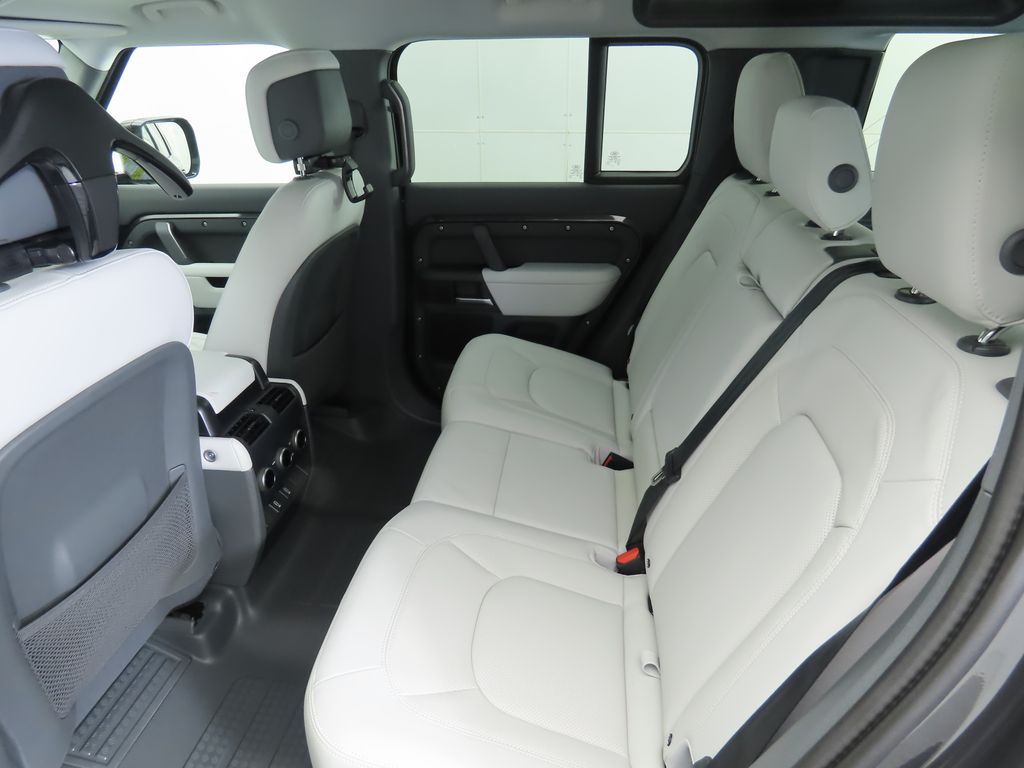 Thumbnail: 2026 Land Rover Defender - 23