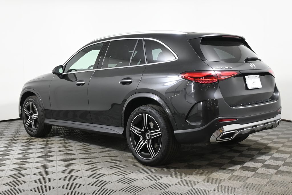 2025 Mercedes-Benz GLC 300 5