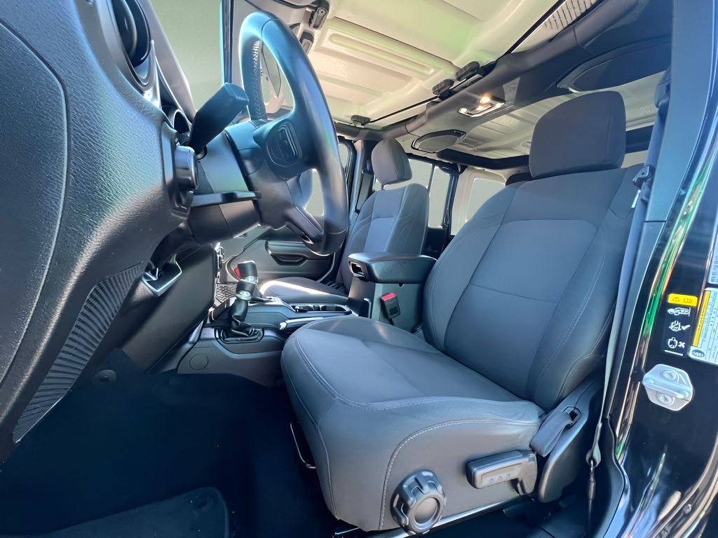 Used 2022 Jeep Wrangler SUV