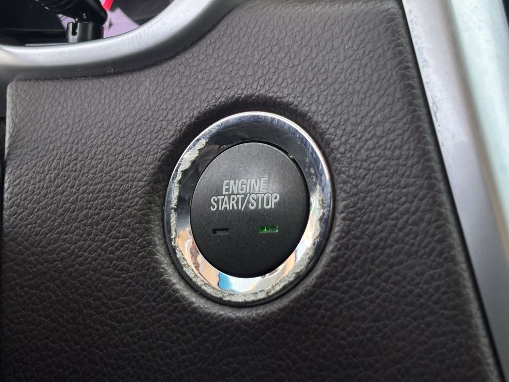 Used Car 2010 Cadillac Srx  Luxury For Sale Under $10,000 In Corsicana, Texas