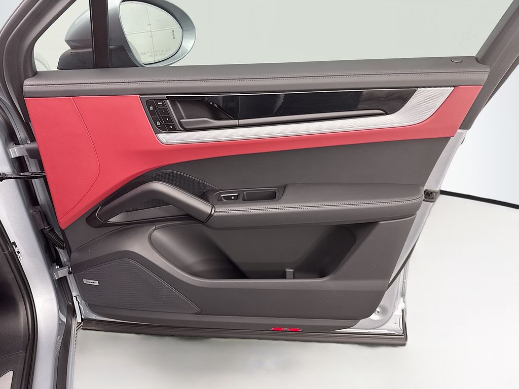 Thumbnail: 2026 Porsche  - 26