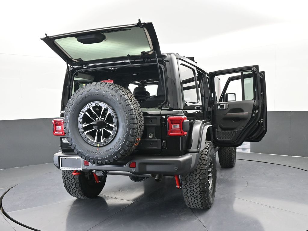 New 2026 Black Clearcoat Jeep Rubicon X image 73