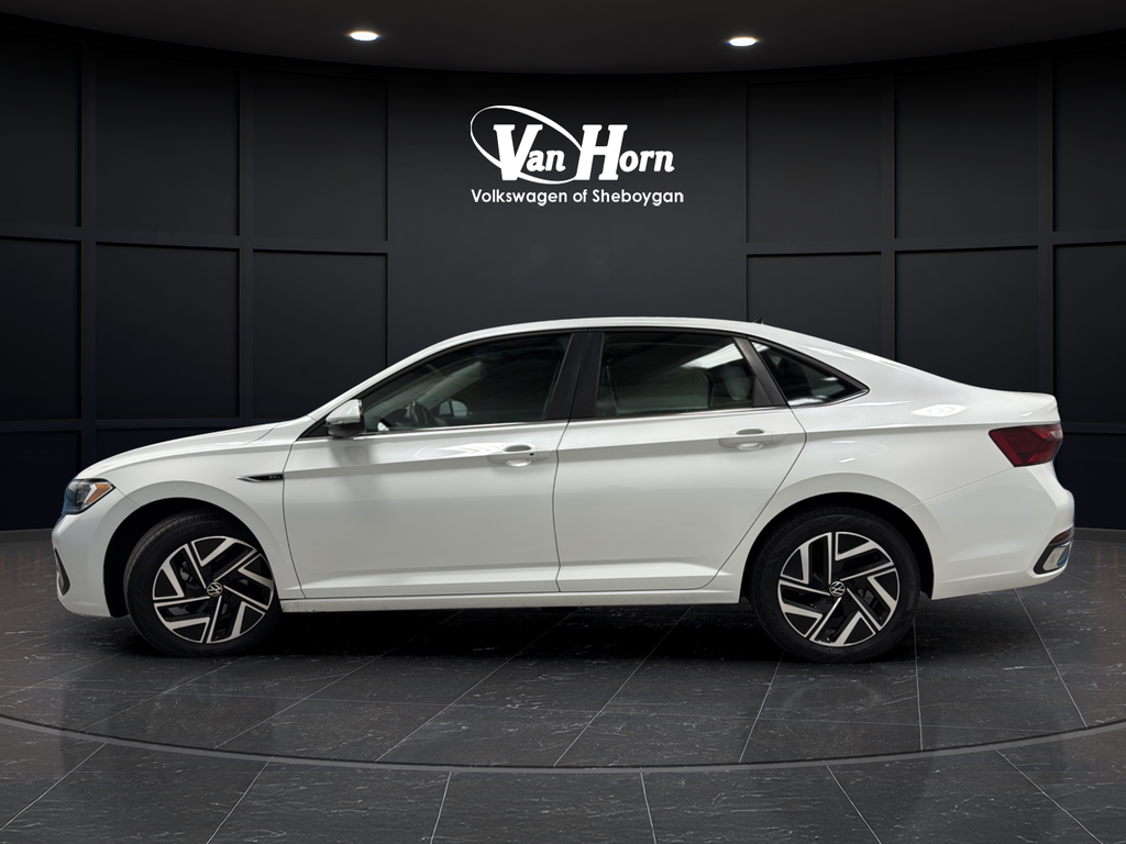Used 2023 Opal White Volkswagen 1.5T SEL image 4