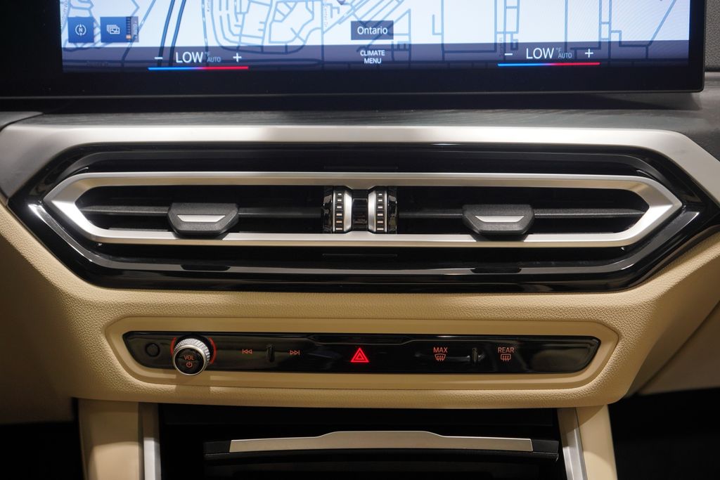 Thumbnail: 2023 BMW i4 - 13