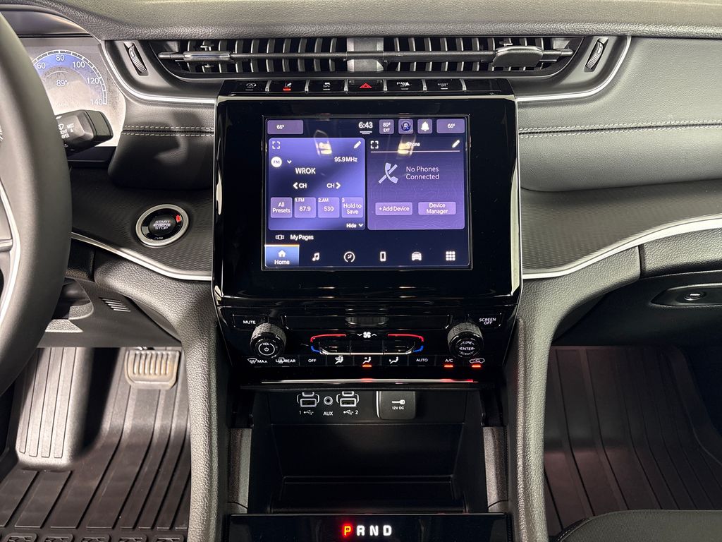Certified Used 2025 Silver Jeep Laredo image 29