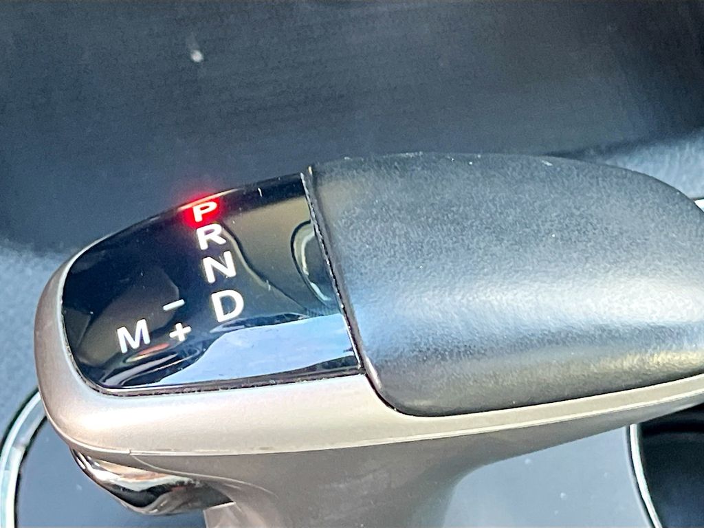 Used 2018 Gray Dodge SRT image 17
