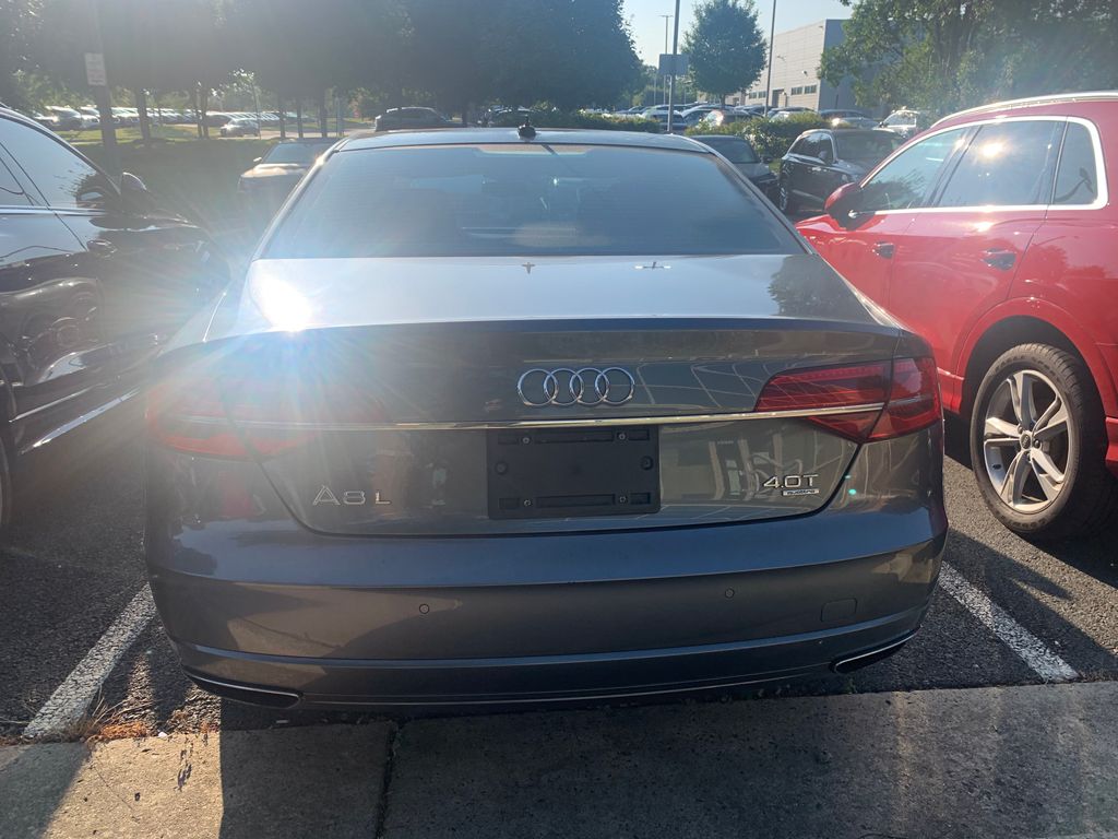 Thumbnail: 2016 Audi A8 - 7