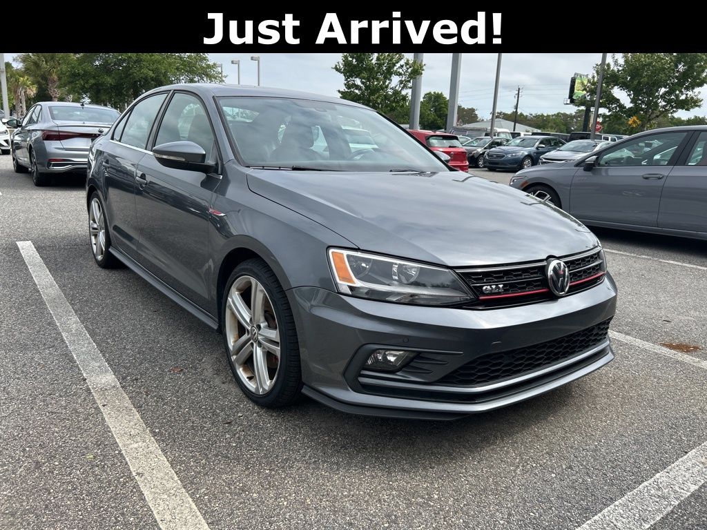 Platinum Gray Metallic 2016 Volkswagen Jetta GLI 2.0T SE FWD Sedan Front-Wheel Drive 6-Speed Manual