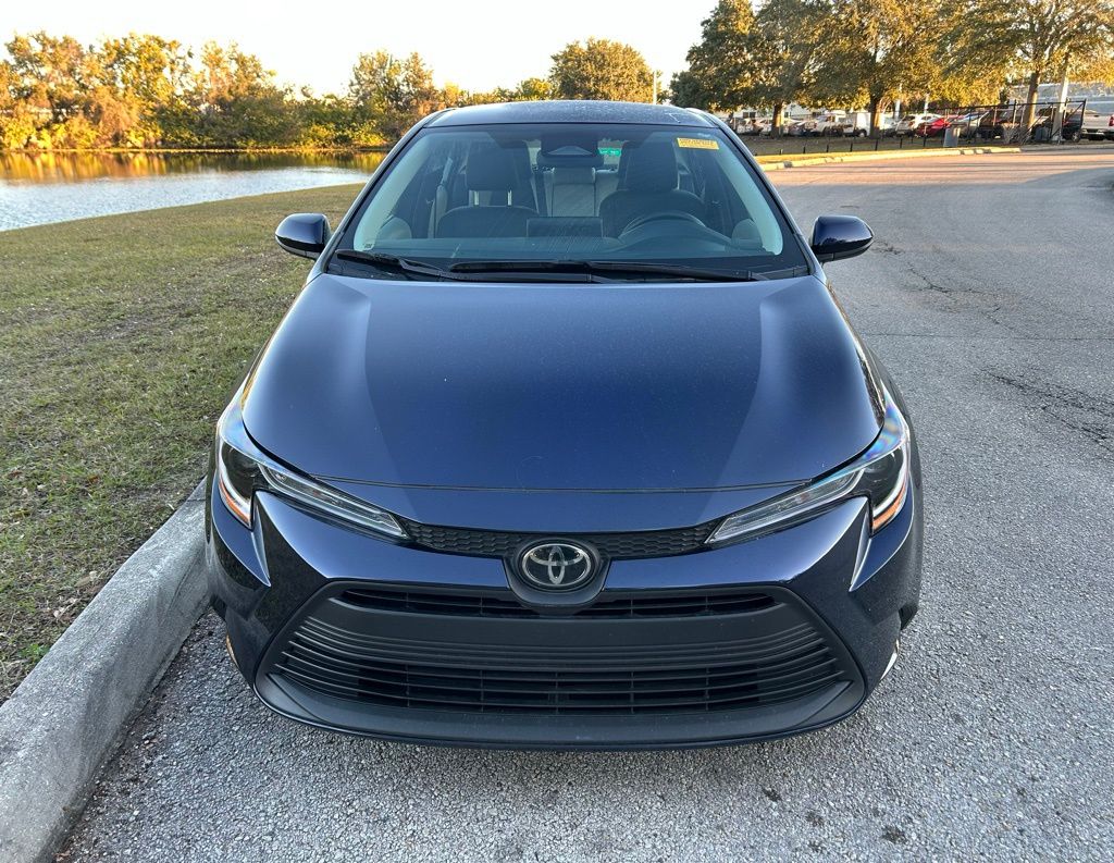 Thumbnail: 2025 Toyota Corolla - 8