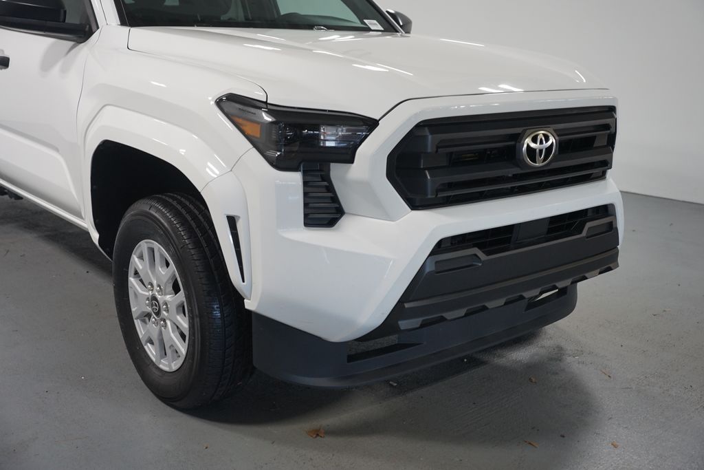 Thumbnail: 2025 Toyota Tacoma - 4