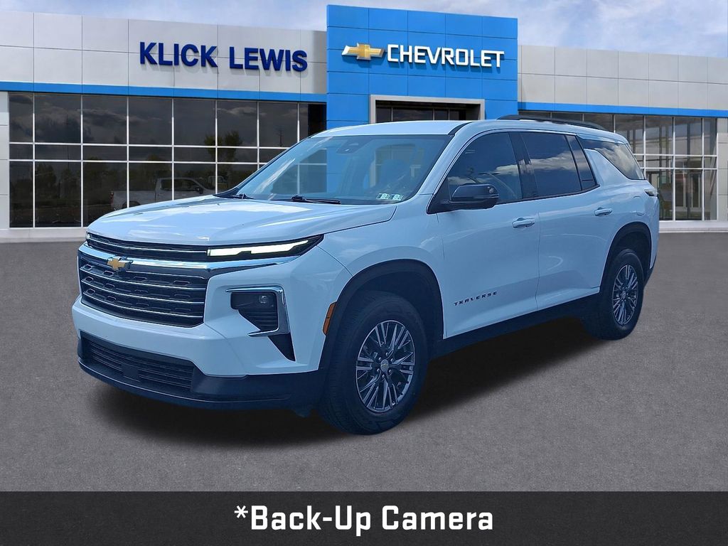 2024 Chevrolet Traverse LT White at Carlisle Cadillac Buick GMC