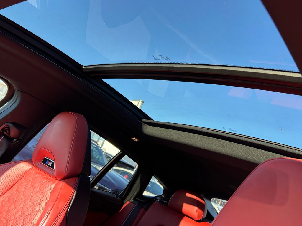 Thumbnail: 2023 BMW X4 - 16