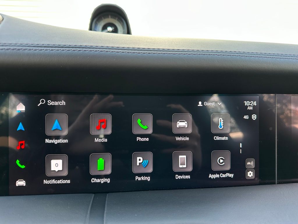 Thumbnail: 2025 Porsche Taycan - 28