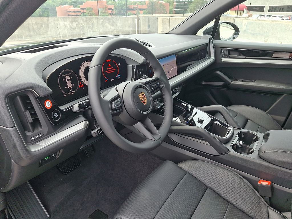 Thumbnail: 2026 Porsche Cayenne - 4