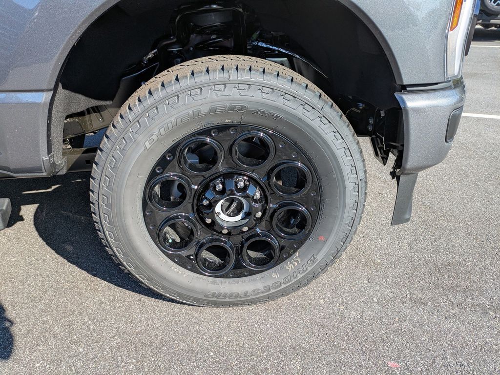 2026 Ford F-350 LARIAT