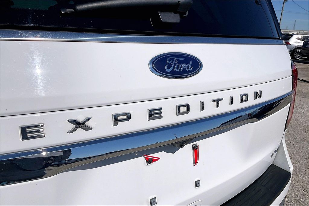 Used 2024 Ford Expedition Max Limited 4D Sport Utility