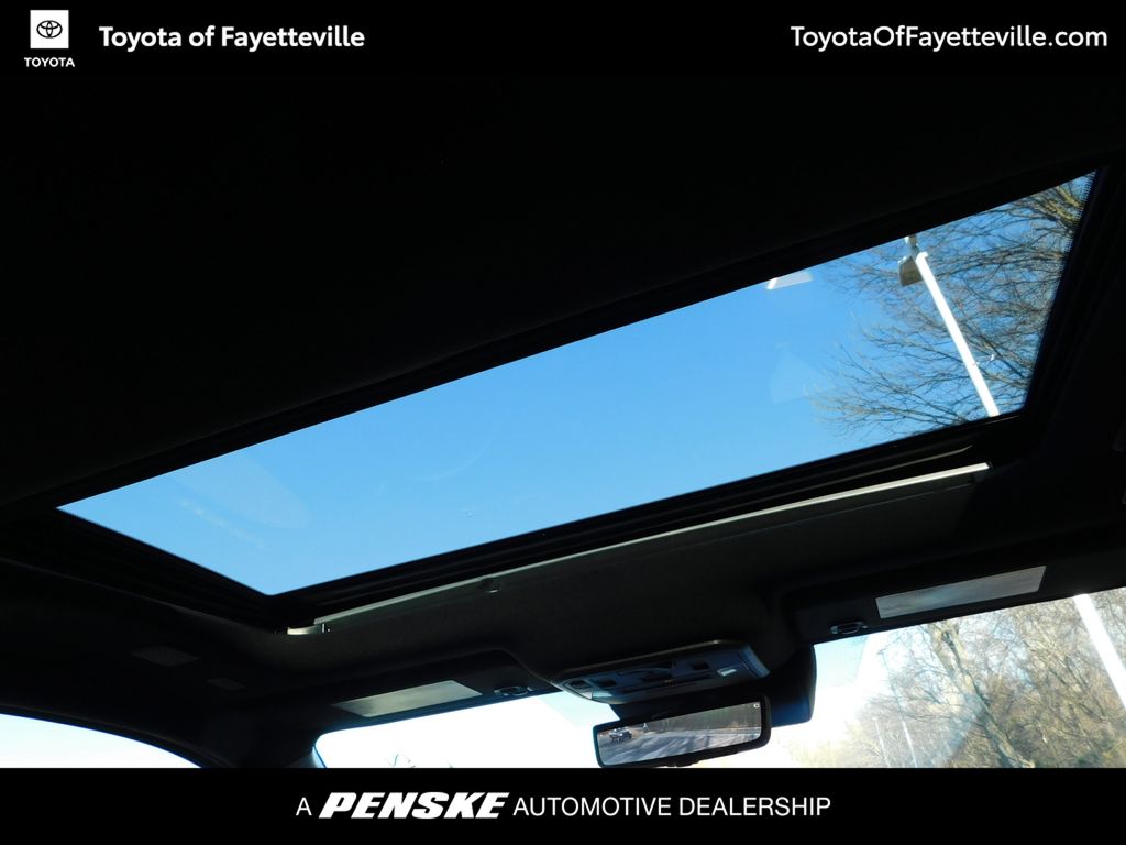 Thumbnail: 2025 Toyota Tacoma - 4