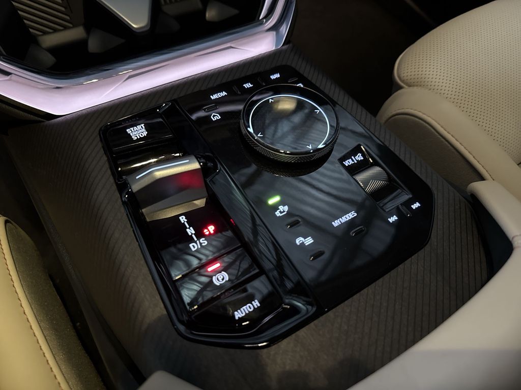 Thumbnail: 2026 BMW X3 - 20