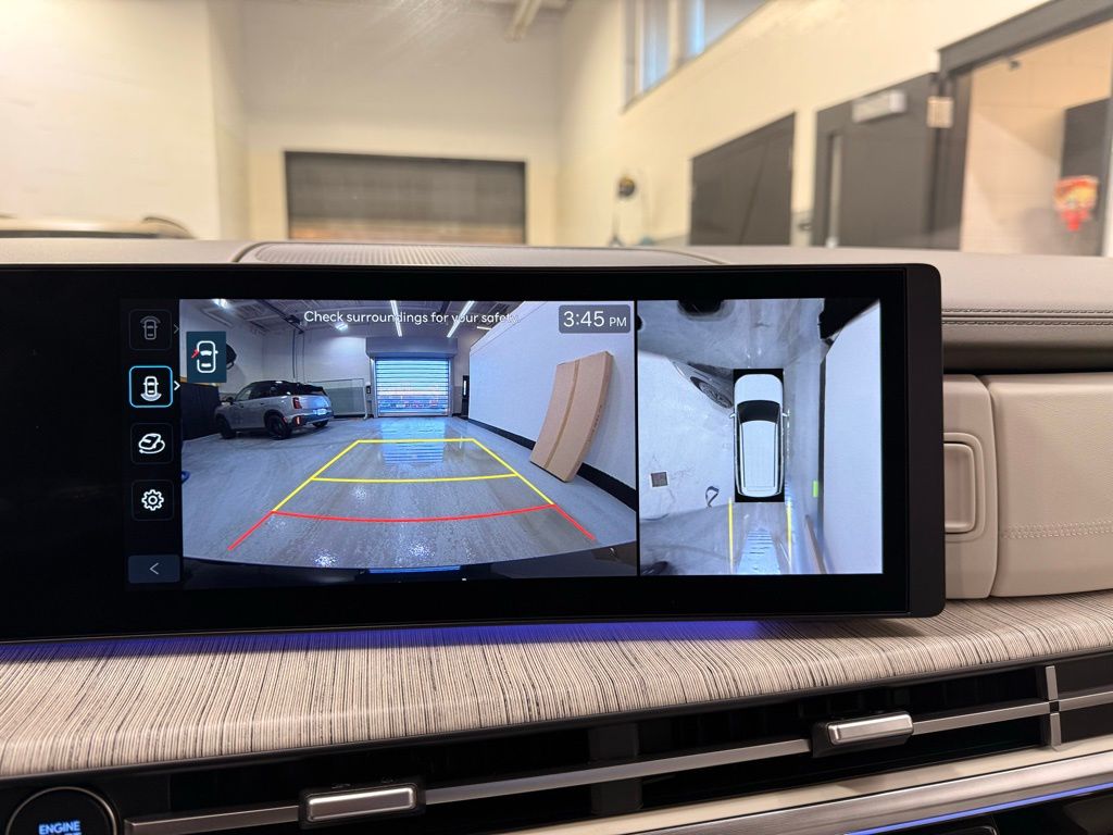 Thumbnail: 2024 Hyundai Santa Fe - 16