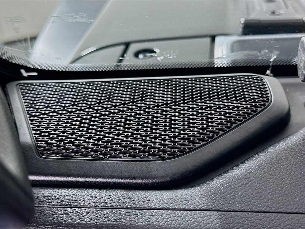 Thumbnail: 2020 Jeep Wrangler - 18