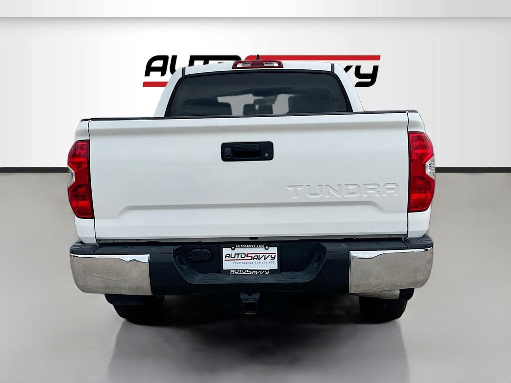 Used 2020 White Toyota SR5 image 6