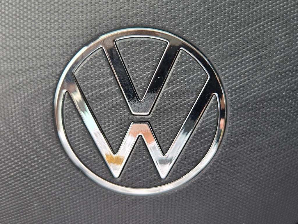 2022 Volkswagen Taos - $16,500