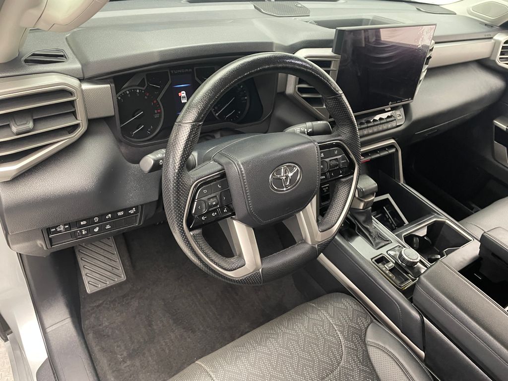 Thumbnail: 2022 Toyota Tundra - 12