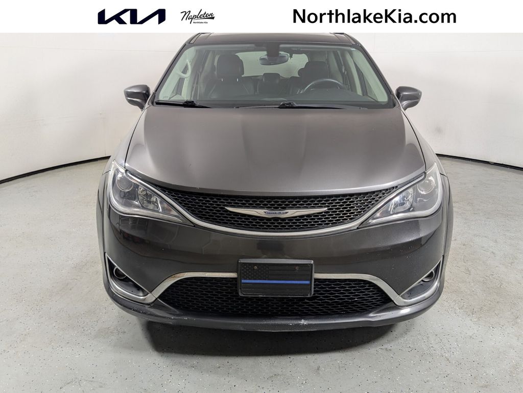 2017 Chrysler Pacifica Touring L FWD