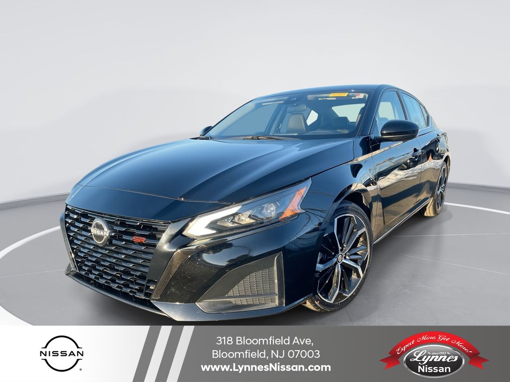 2023 Nissan Altima 2.5 SR FWD