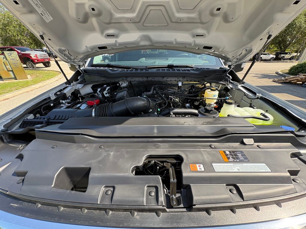 New 2026 Gray Ford Lariat image 31