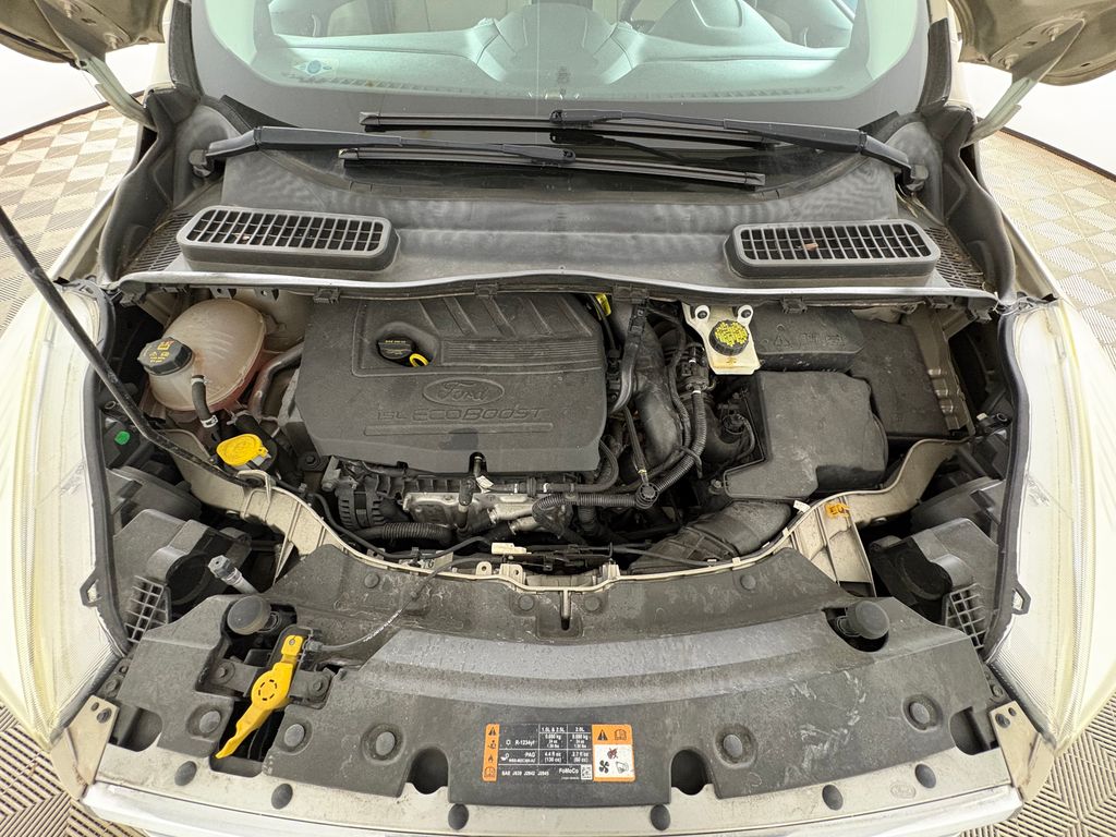 Used 2017 Gold Ford SE image 25