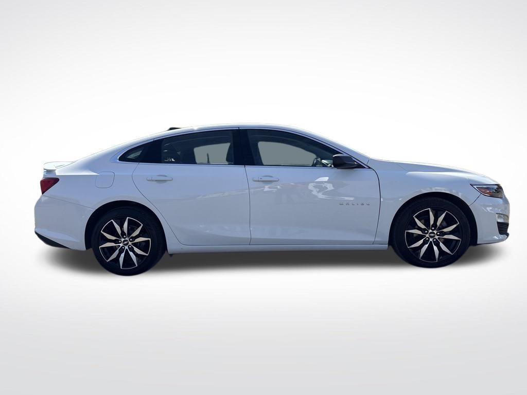 2019 Summit White Chevrolet Malibu RS FWD Sedan