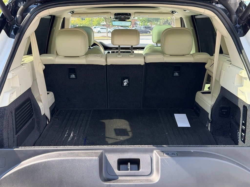 2023 Land Rover Range Rover P400 SE