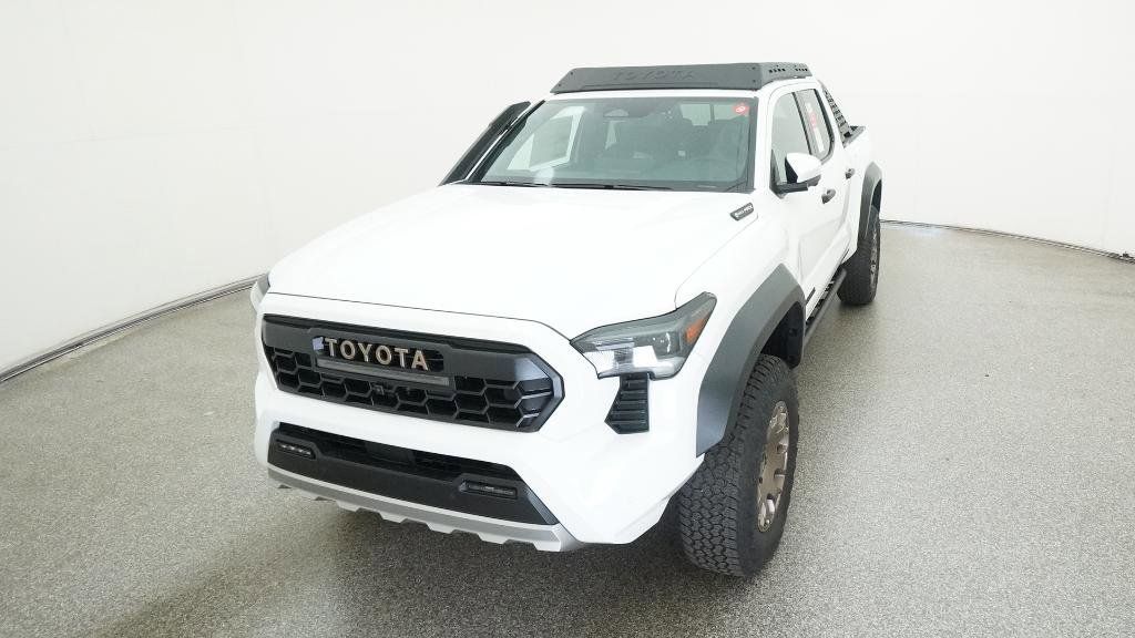 2025 Toyota Tacoma Trailhunter's photo