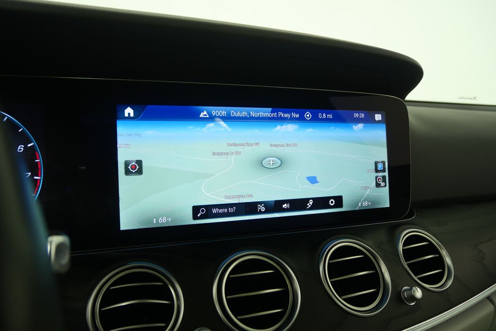 Thumbnail: 2023 Mercedes-Benz E-Class - 25