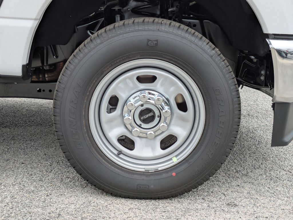 2026 Ford F-350 Chassis XL
