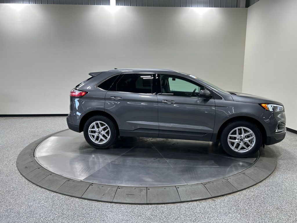 used 2024 Ford Edge car, priced at $29,917
