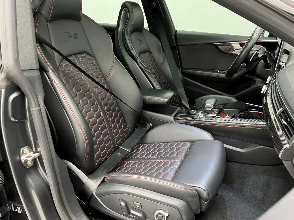 Thumbnail: 2021 Audi RS 5 - 12