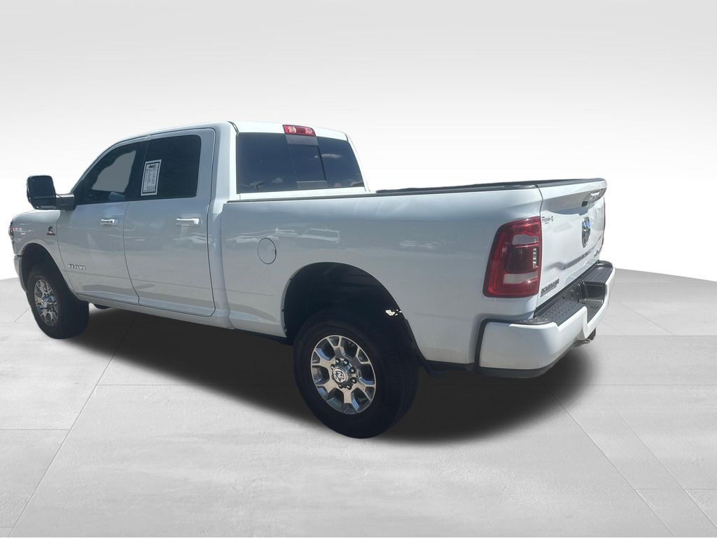 Used 2023 White Ram Laramie image 17