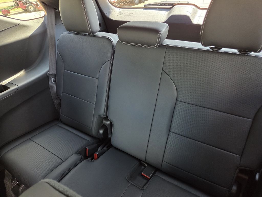 Used 2026 Chevrolet Traverse SUV