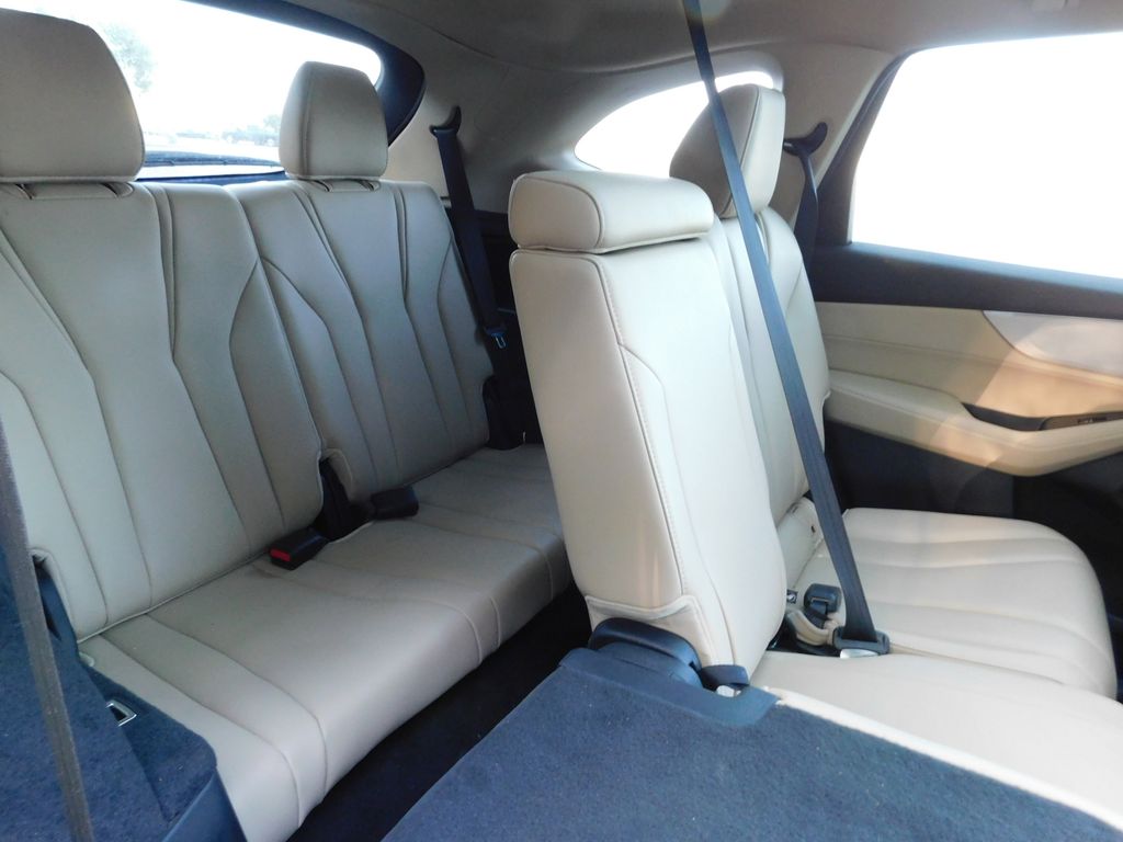 2022 Acura MDX Base 5