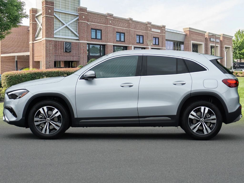 Thumbnail: 2026 Mercedes-Benz GLA - 8